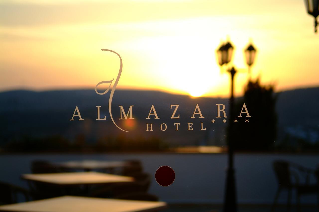 ホテル Almazara ロハ エクステリア 写真